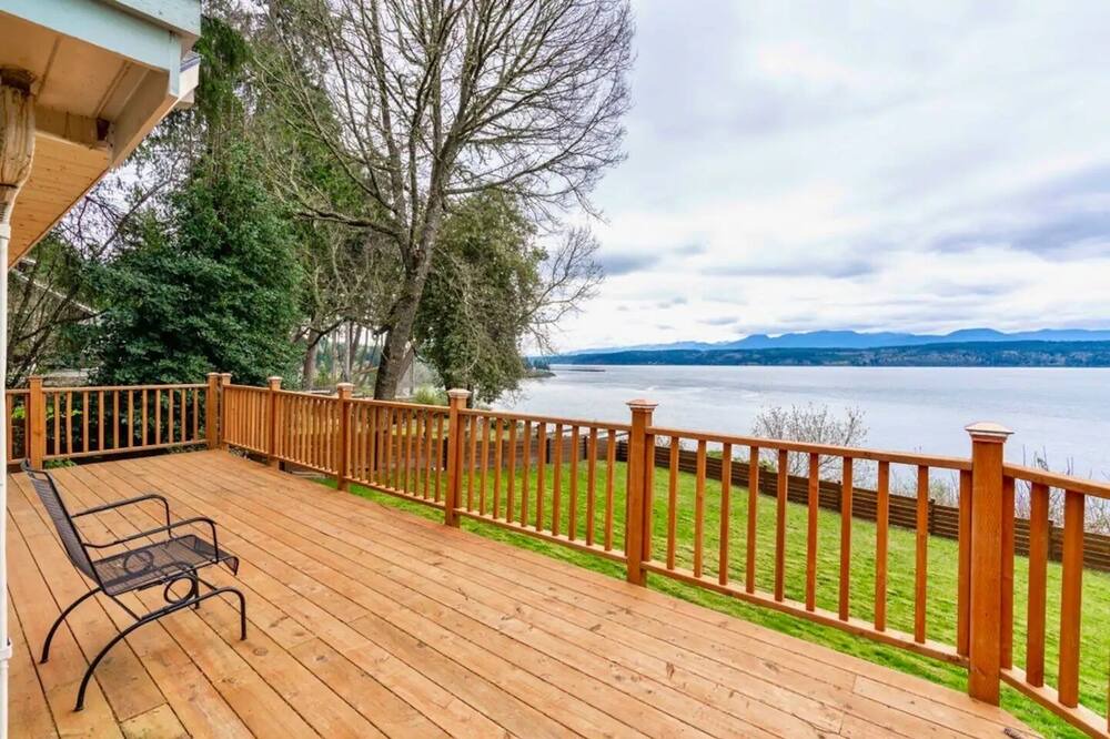 Photo of Patio Balcony in Poulsbo