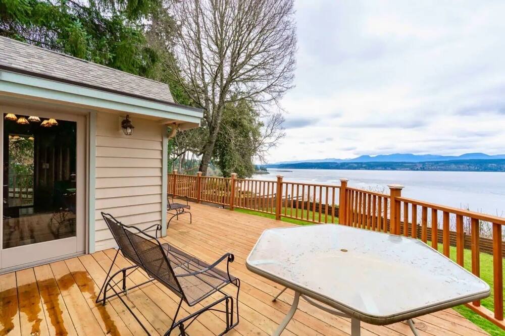 Photo of Patio Balcony in Poulsbo