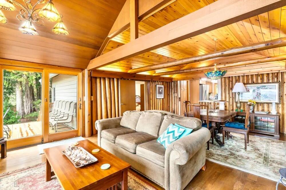 Photo of Livingroom in Poulsbo