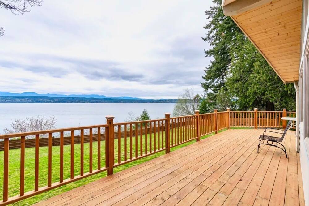 Photo of Patio Balcony in Poulsbo