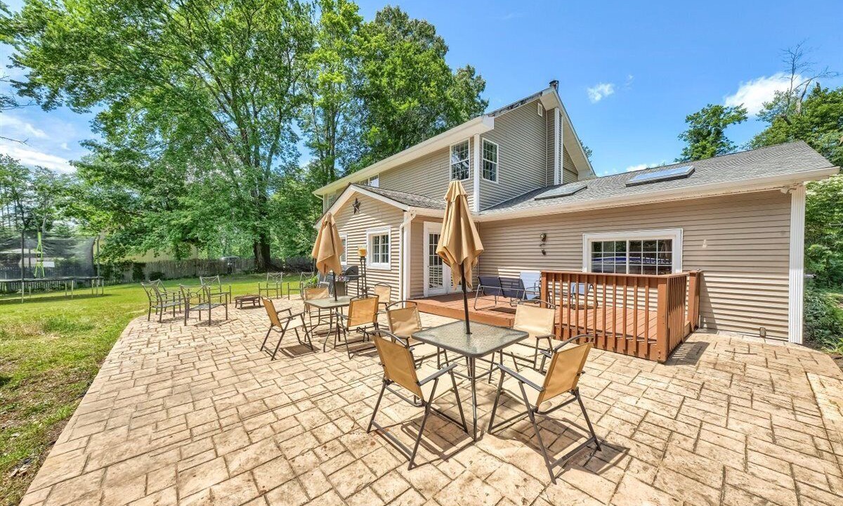 Photo of Patio Balcony in Burlingham