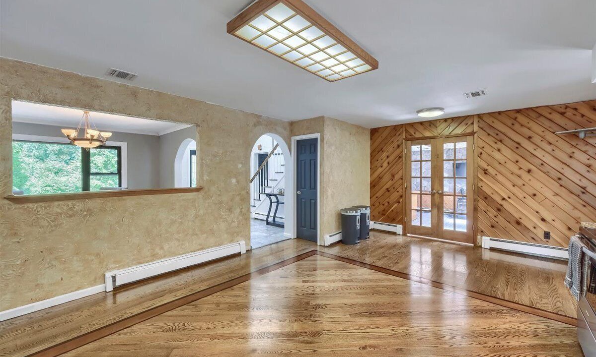 Photo of Others in Burlingham