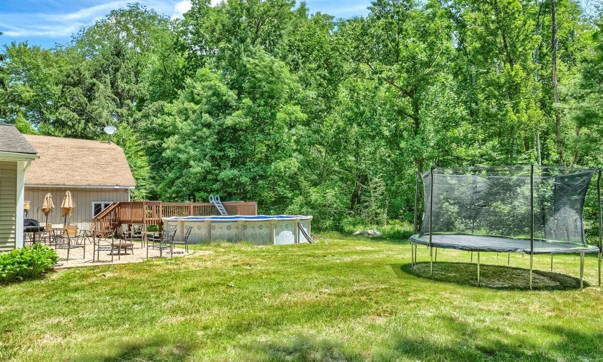 Photo of Outdoor in Burlingham