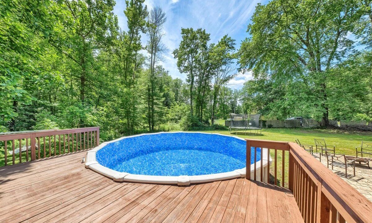 Photo of Outdoor in Burlingham