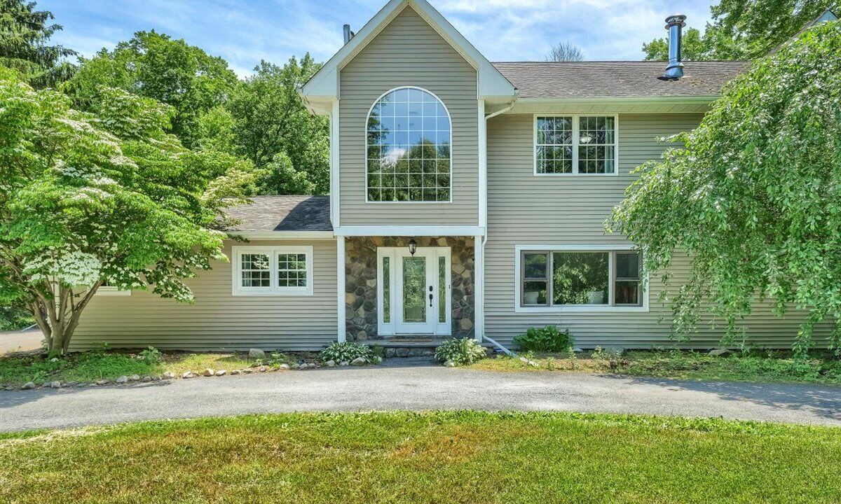 Photo of Outdoor in Burlingham