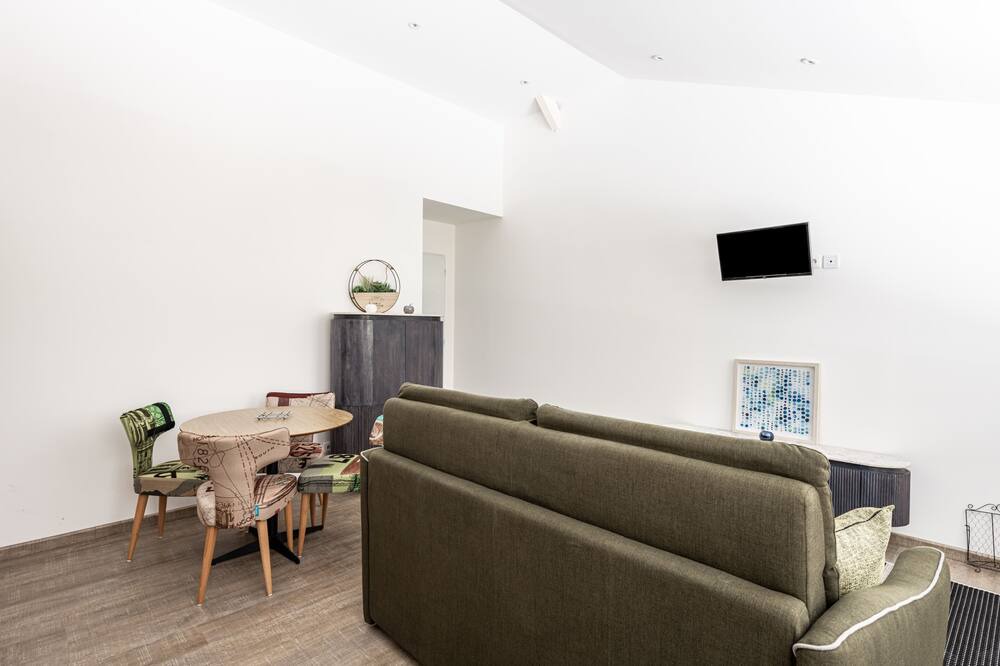 Photo of Livingroom in Jumieges