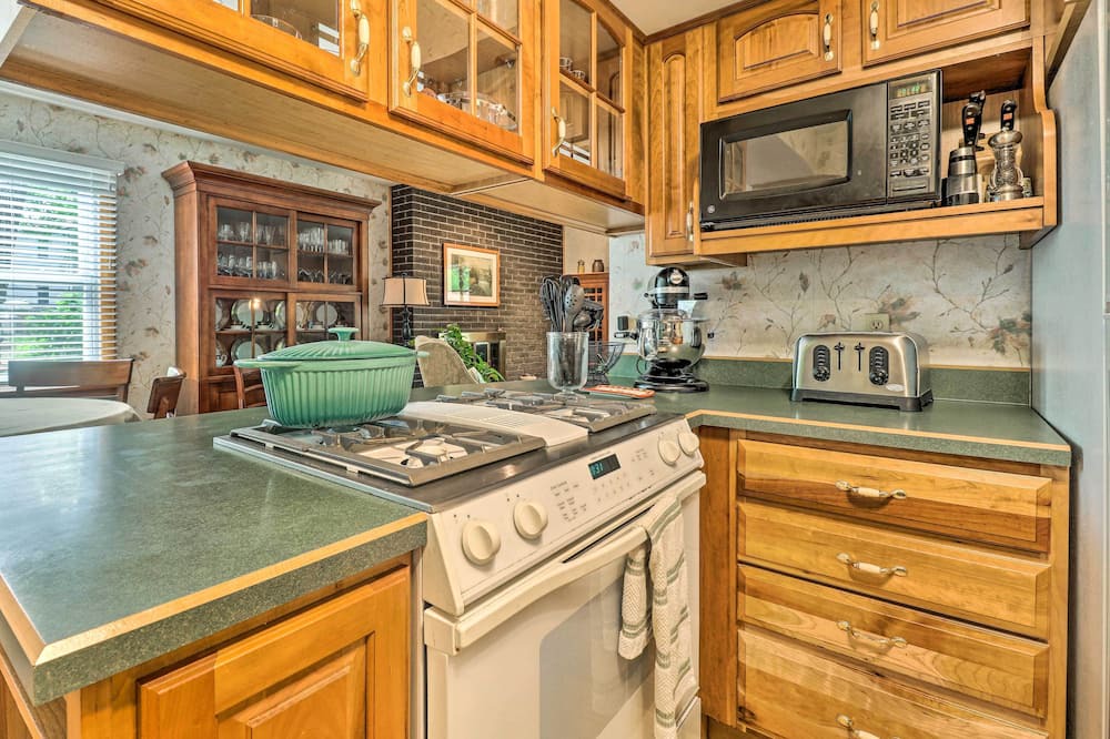 Photo of Kitchen in Glen Carbon