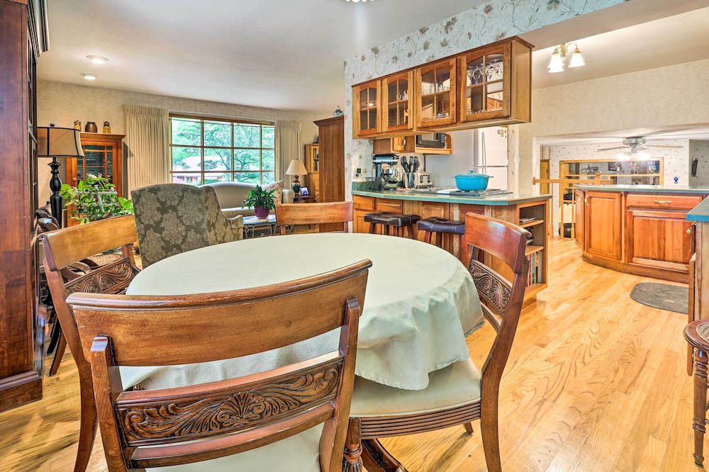 Photo of Kitchen in Glen Carbon