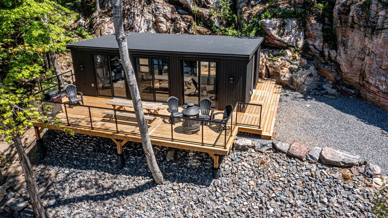 Photo of Outdoor in Algonquin Highlands