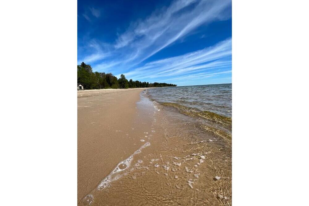Photo of Others in Black River