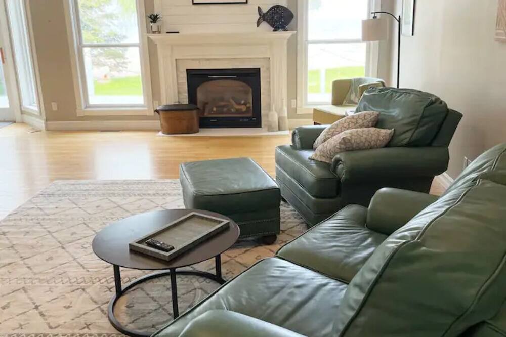 Photo of Livingroom in Black River