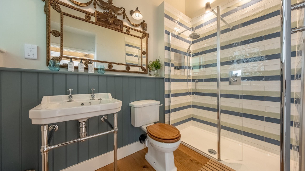 Photo of Others in Stow Bedon