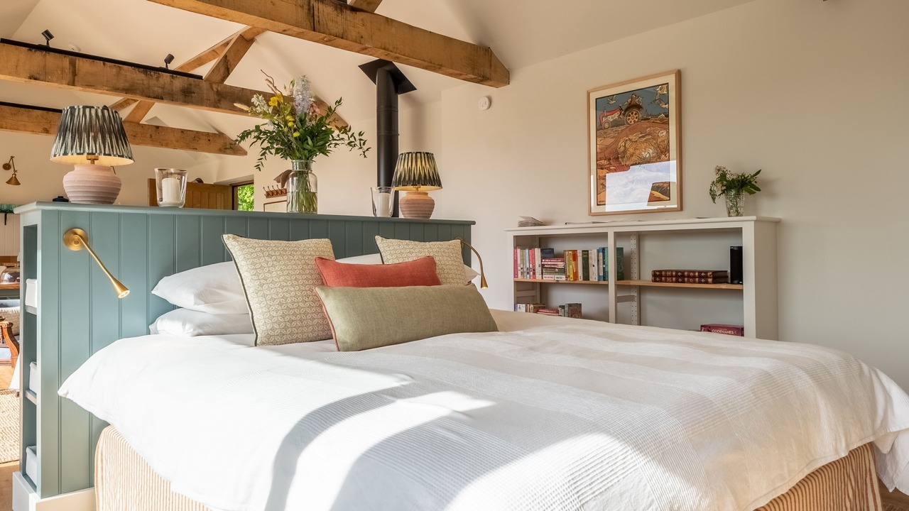 Photo of Others in Stow Bedon