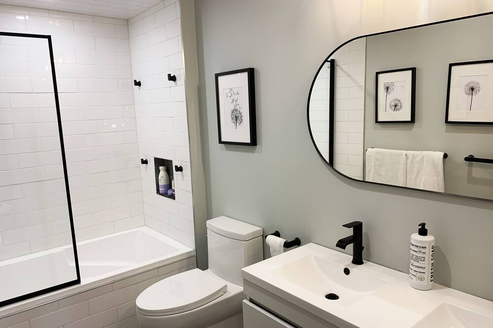 Photo of Bathroom in Sainte-Lucie-des-Laurentides