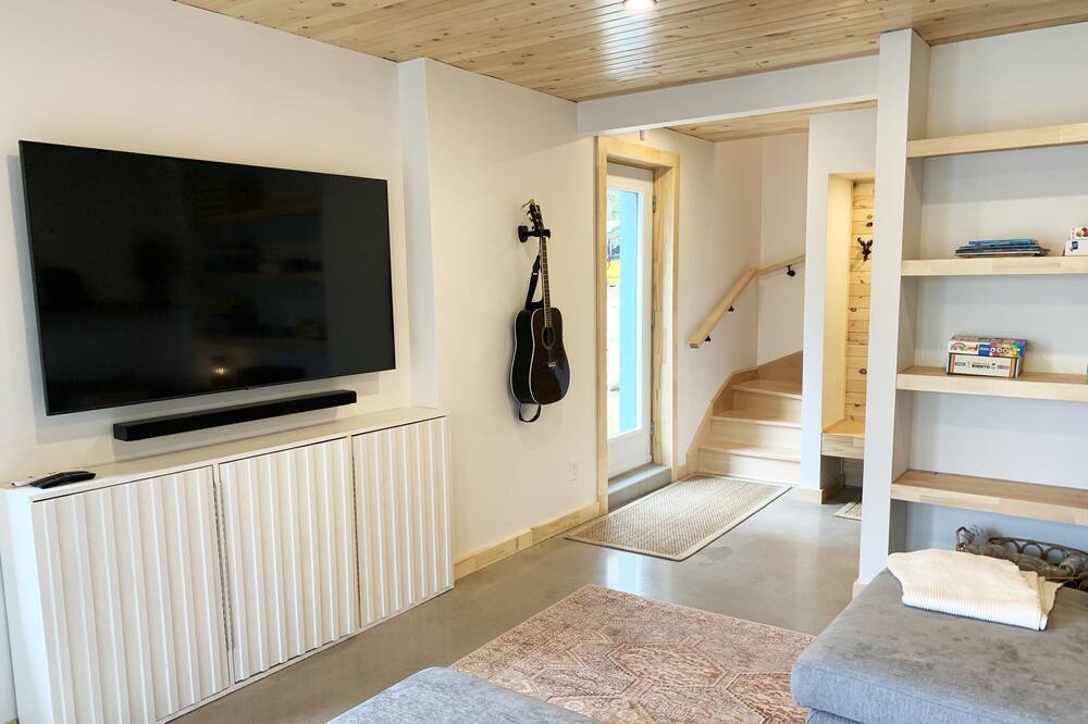 Photo of Livingroom in Sainte-Lucie-des-Laurentides