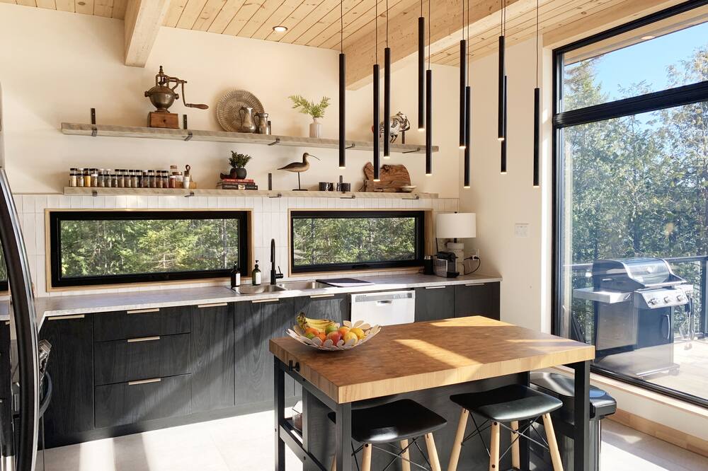 Photo of Kitchen in Sainte-Lucie-des-Laurentides