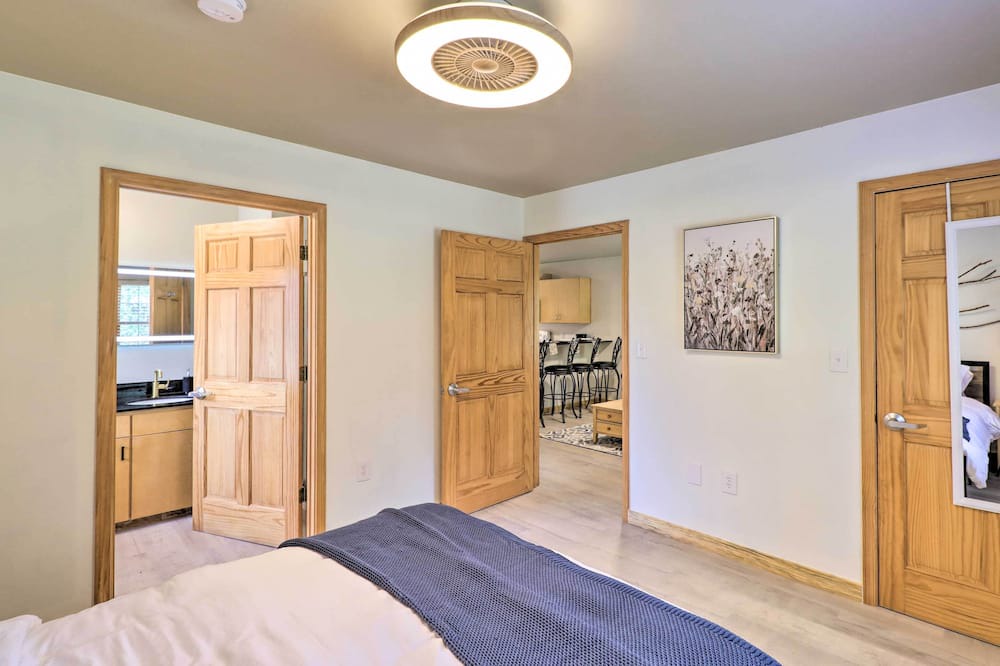 Photo of Bedroom in Cecil