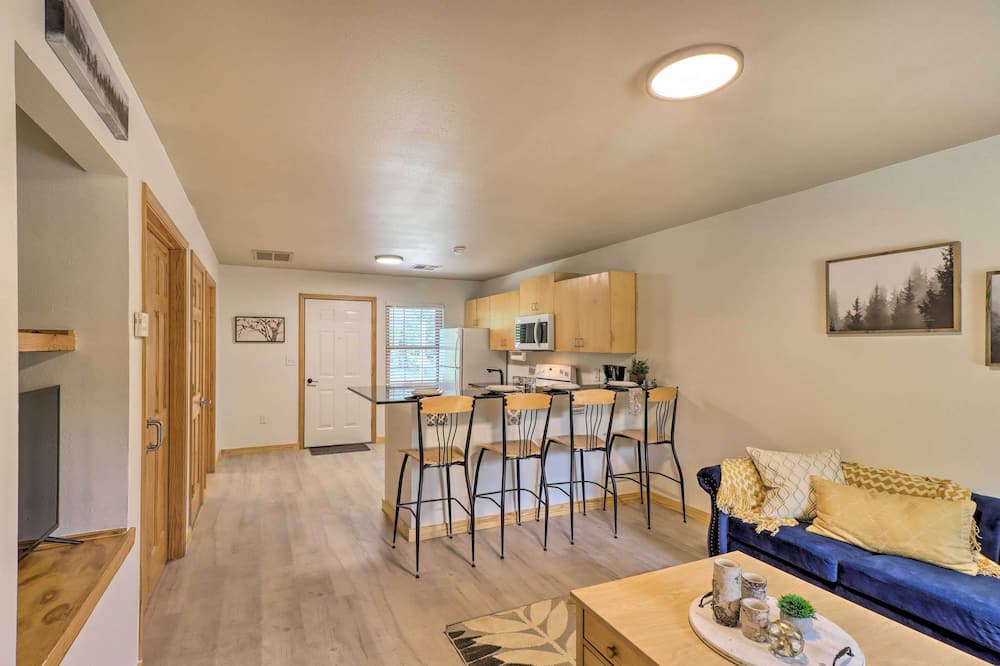 Photo of Livingroom in Cecil