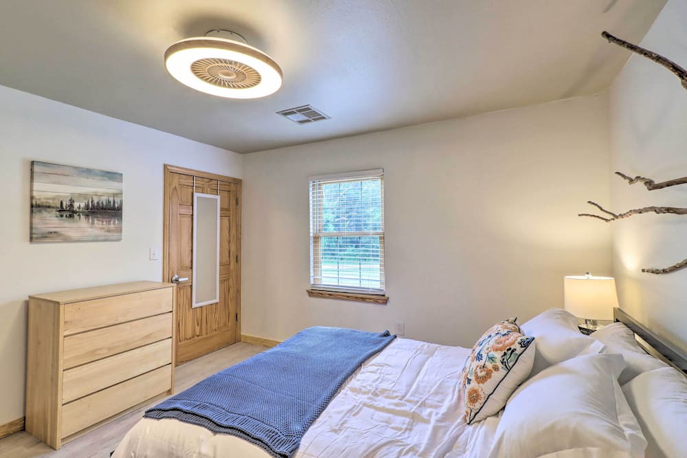 Photo of Bedroom in Cecil