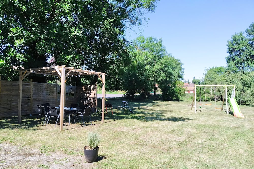 Photo of Outdoor in Mazeyrat-Aurouze