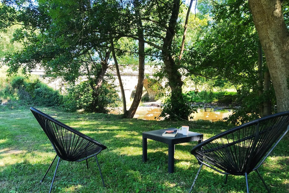 Photo of Outdoor in Mazeyrat-Aurouze