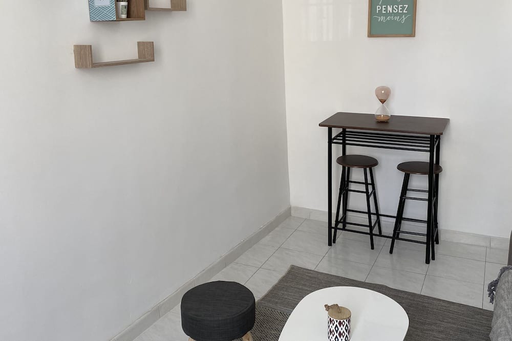 Photo of Others in Les Arceaux