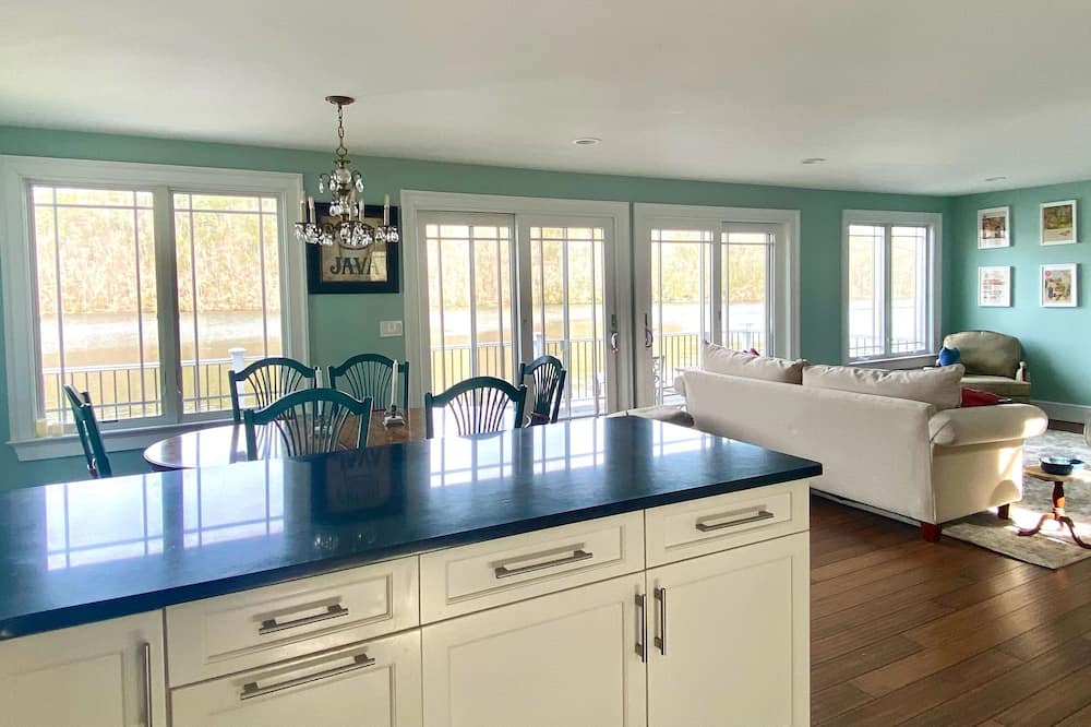 Photo of Kitchen in South Britain
