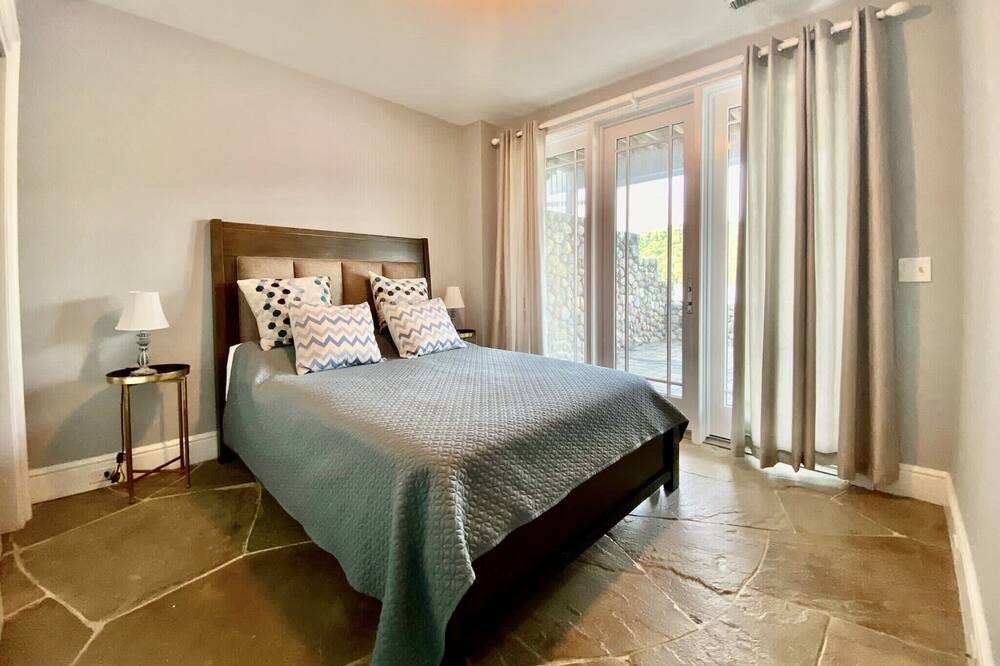 Photo of Bedroom in South Britain