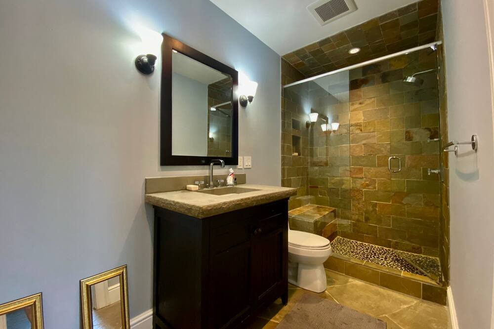 Photo of Bathroom in South Britain