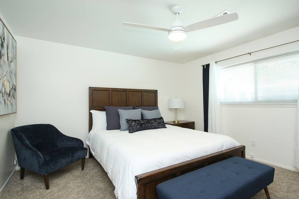 Photo of Bedroom in Spring Branch Central