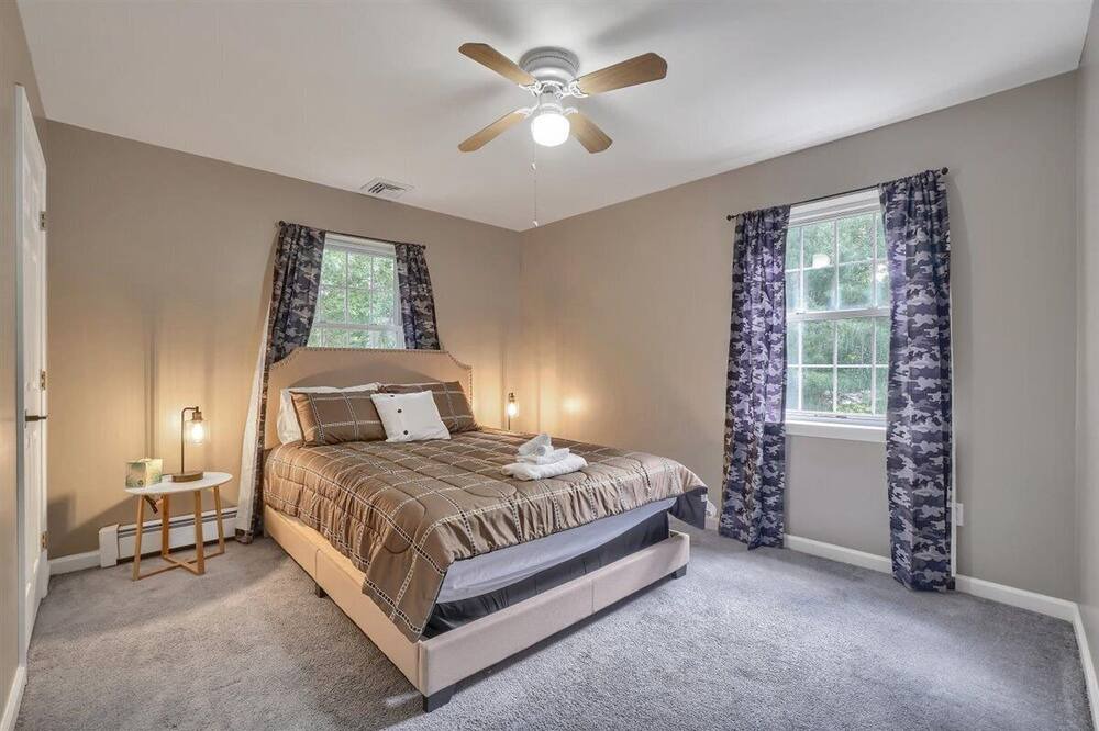 Photo of Bedroom in Salisbury Mills