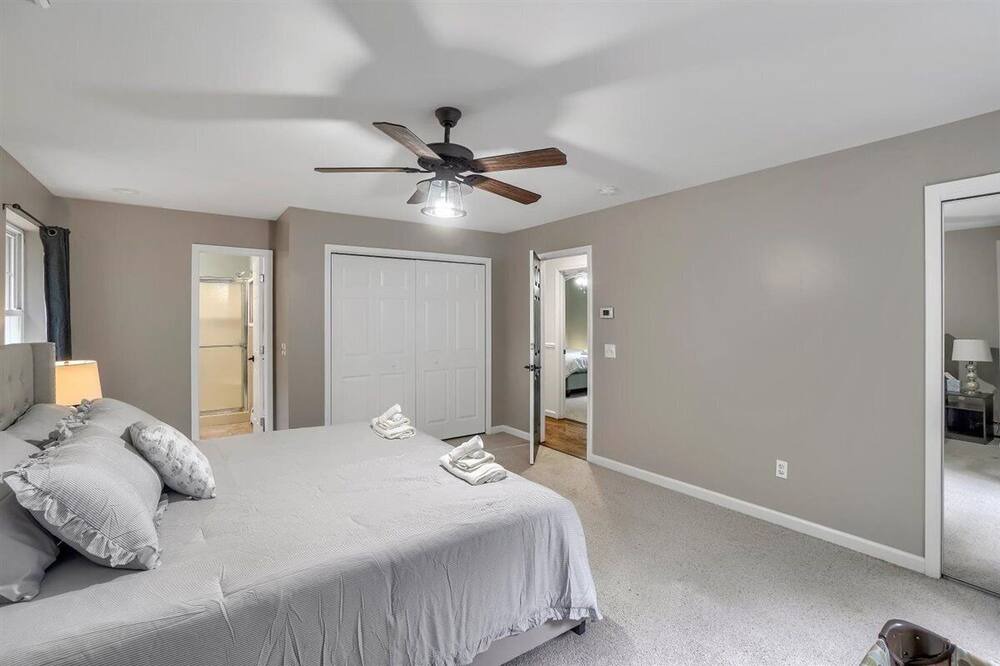 Photo of Bedroom in Salisbury Mills