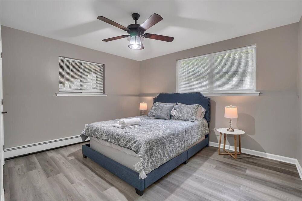 Photo of Bedroom in Salisbury Mills