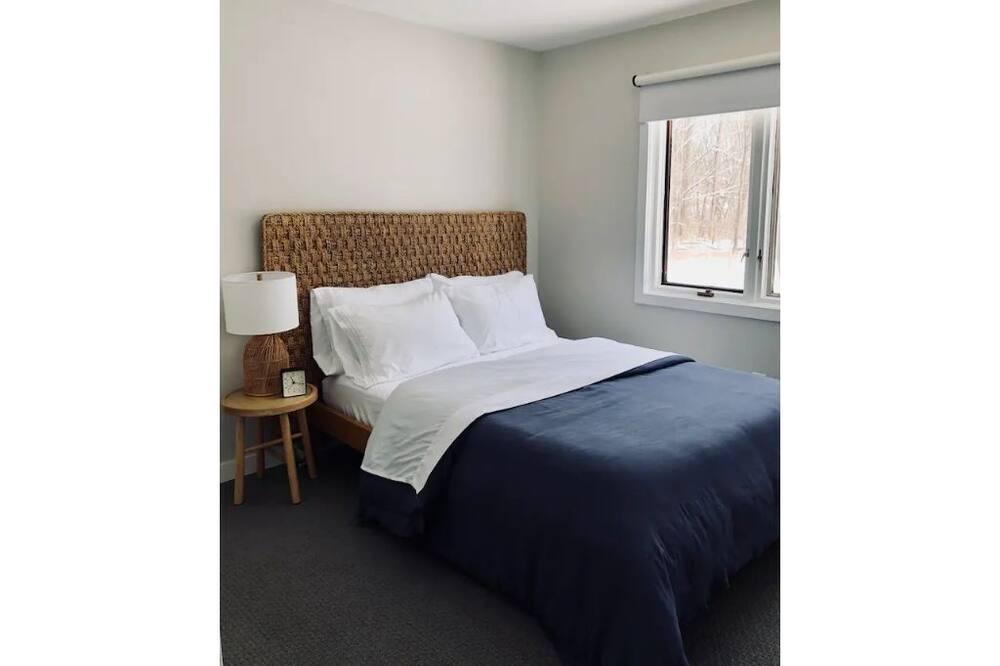 Photo of Bedroom in Chesterton