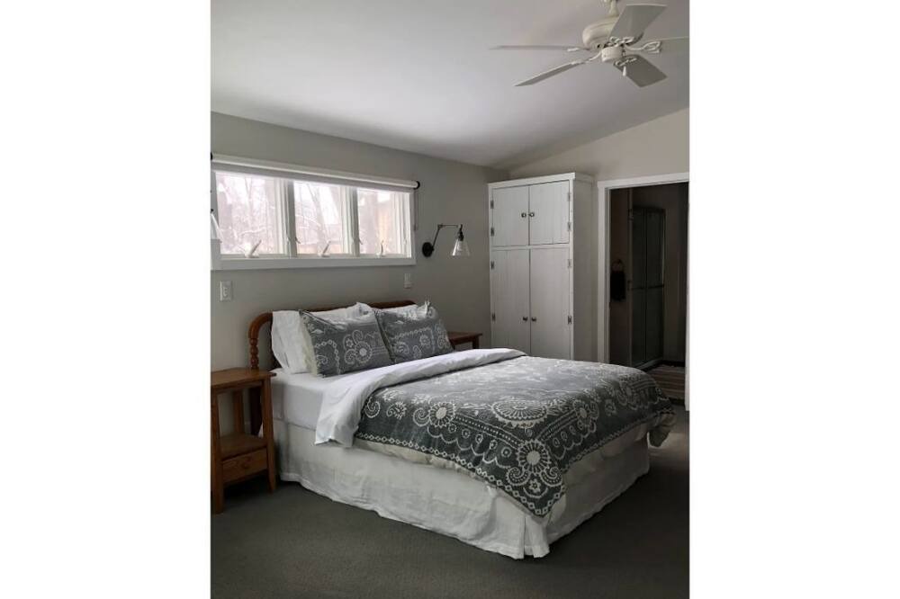 Photo of Bedroom in Chesterton