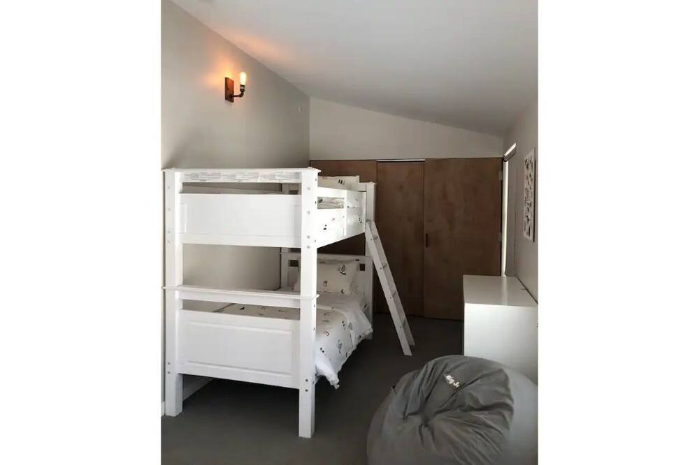 Photo of Bedroom in Chesterton