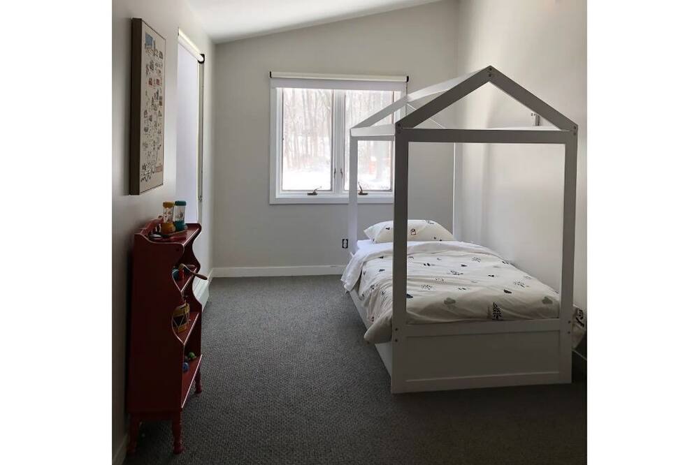 Photo of Bedroom in Chesterton
