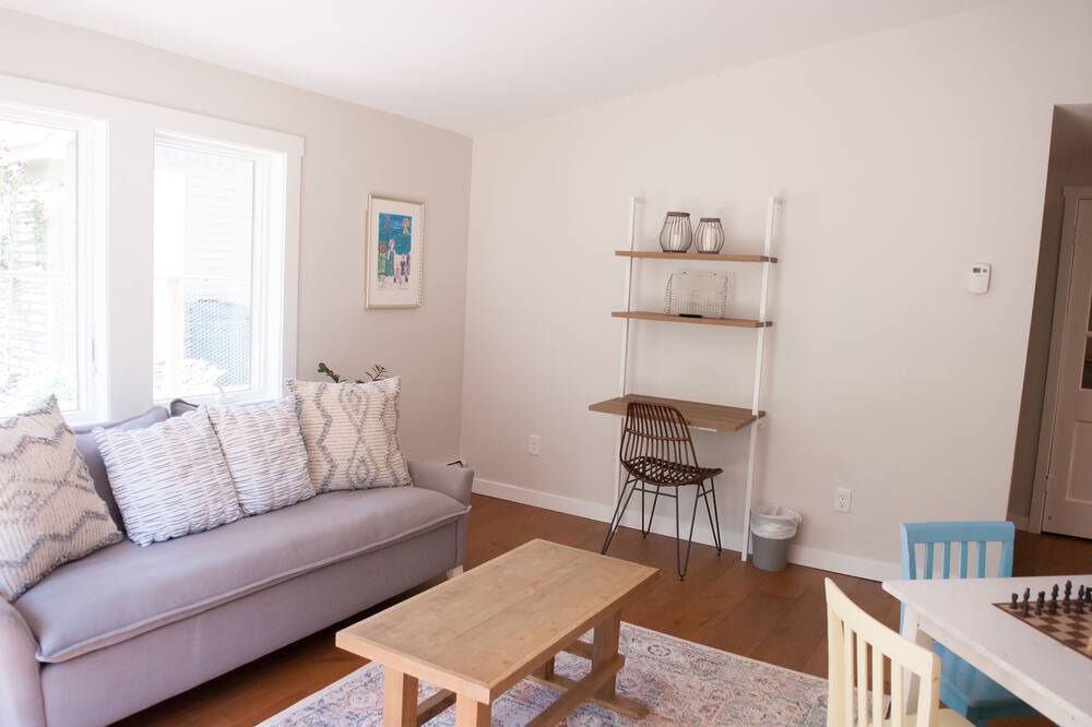 Photo of Livingroom in Chesterton