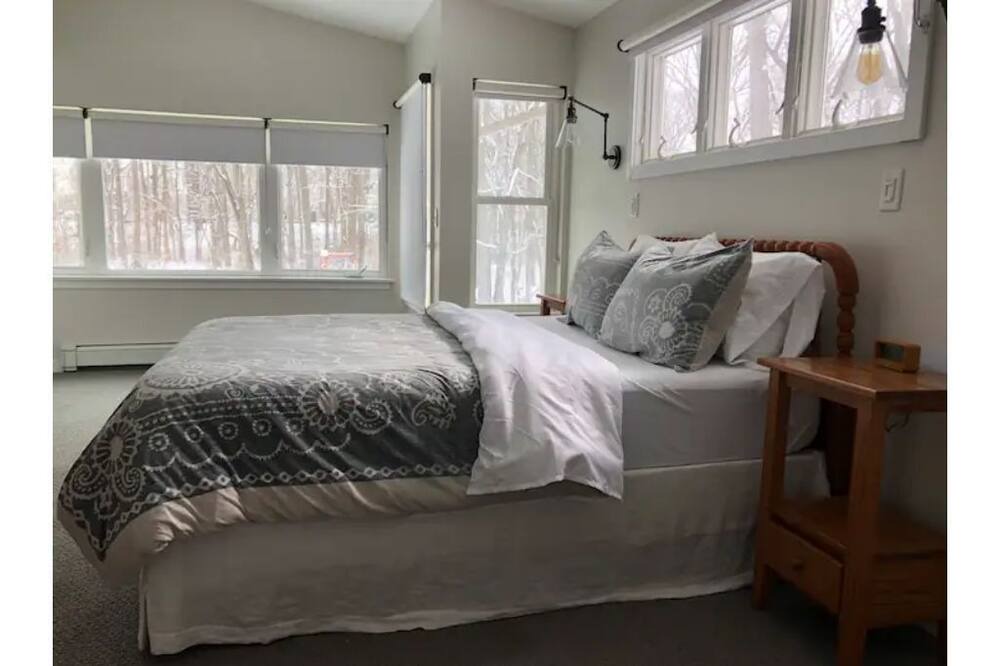 Photo of Bedroom in Chesterton