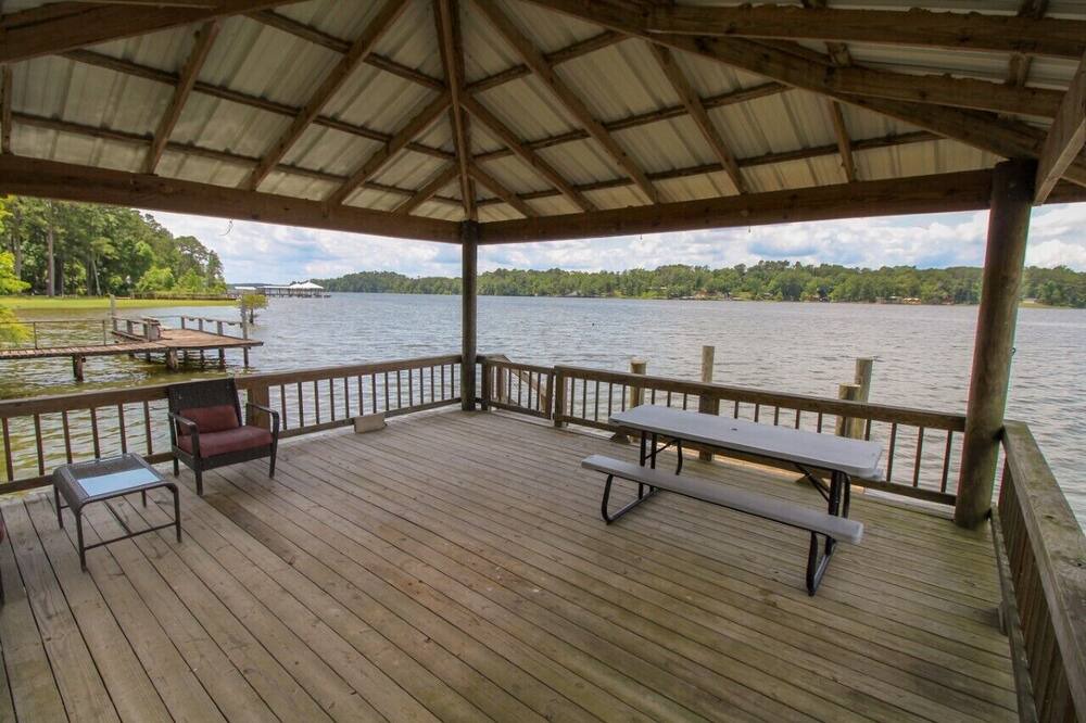 Photo of Patio Balcony in Negreet