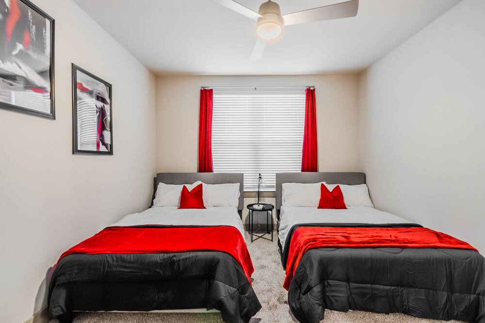 Photo of Bedroom in Farmers Branch
