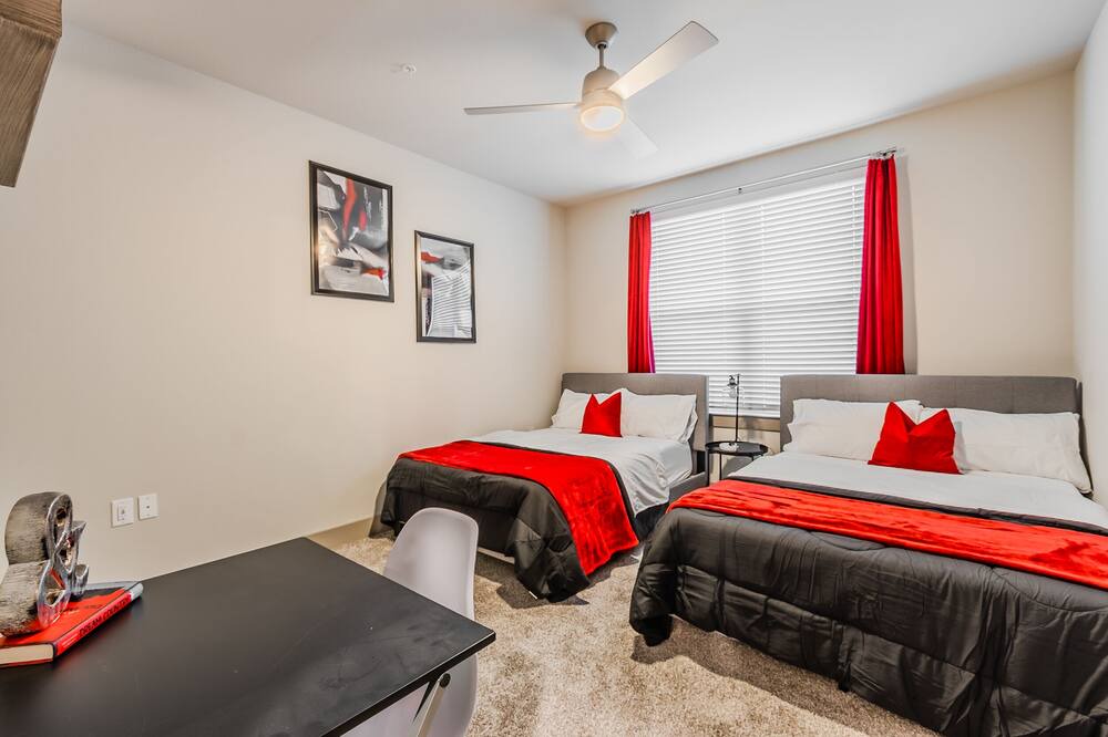 Photo of Bedroom in Farmers Branch