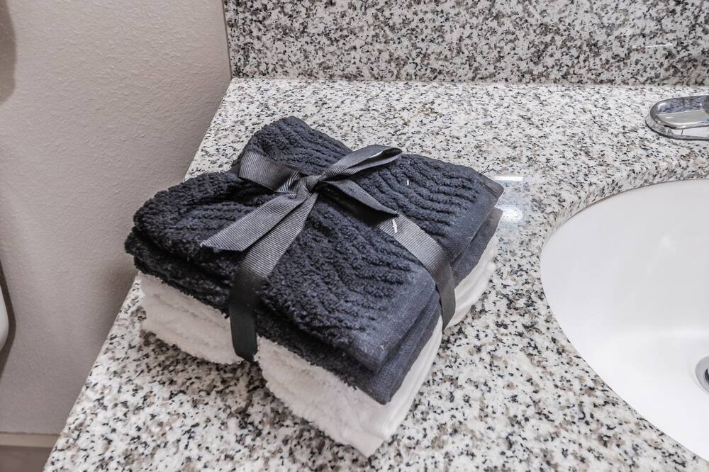 Photo of Bathroom in Farmers Branch