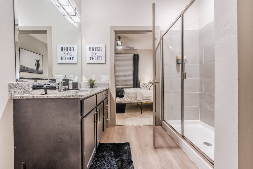 Photo of Bedroom in Farmers Branch