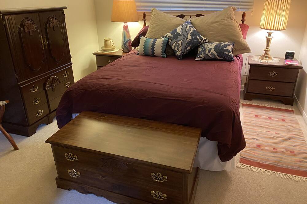 Photo of Bedroom in Mission Bend