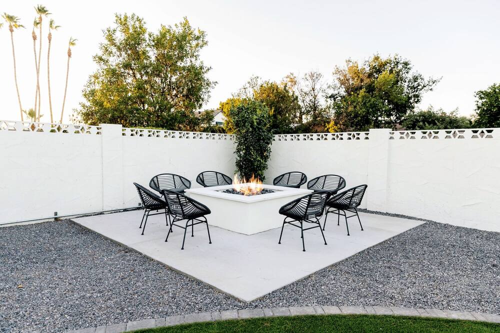 Photo of Patio Balcony in North Mountain