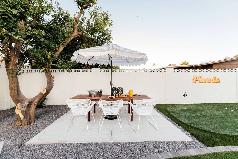 Photo of Patio Balcony in North Mountain