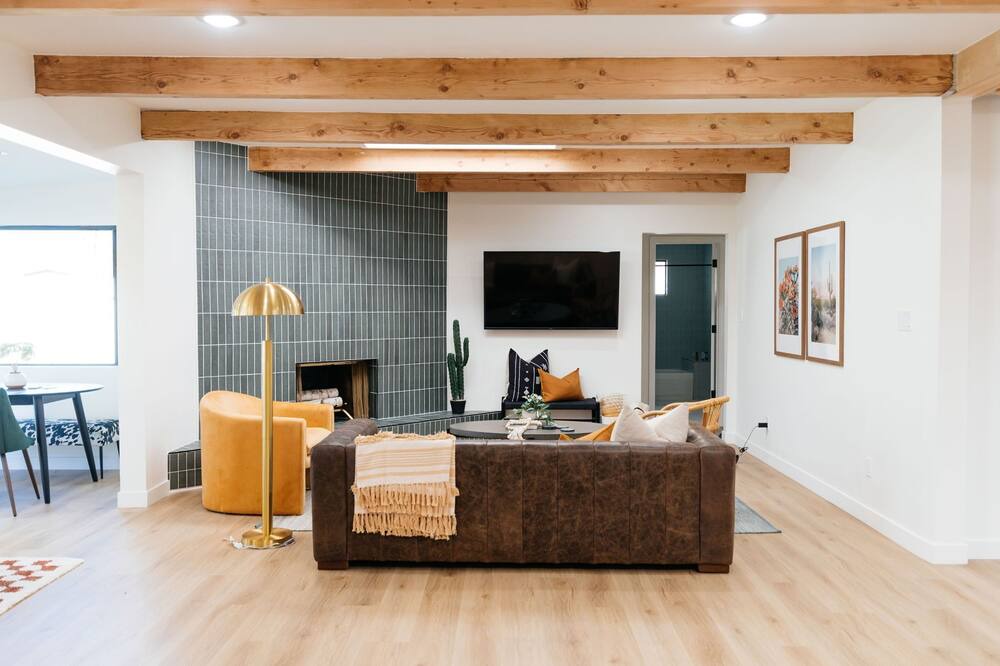 Photo of Livingroom in North Mountain