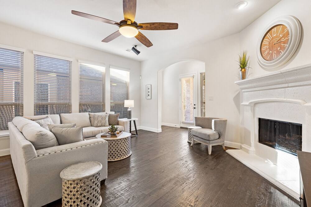 Photo of Livingroom in Wylie