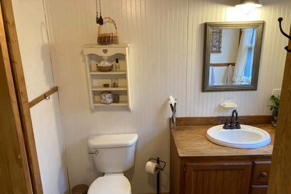 Photo of Bathroom in Hulbert